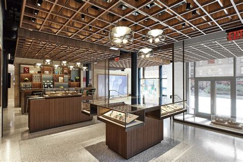 rolex boutique tourneau meatpacking reviews.